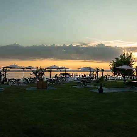 Oba Luxury Boutique Hotel 3*