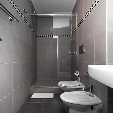 Hotel Oba Luxury Boutique Mamaia