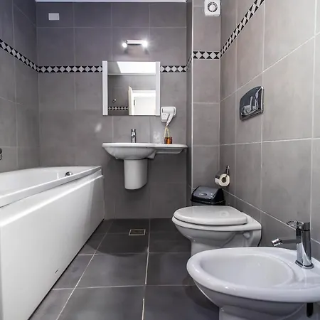 Oba Luxury Boutique Hotel Mamaia